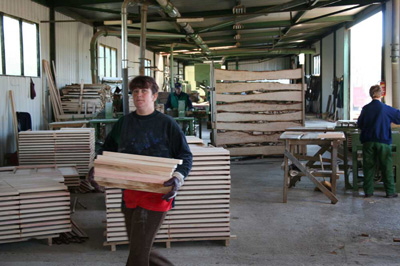 Proizvodnja_elemenata_za_namjestaj_i_parket